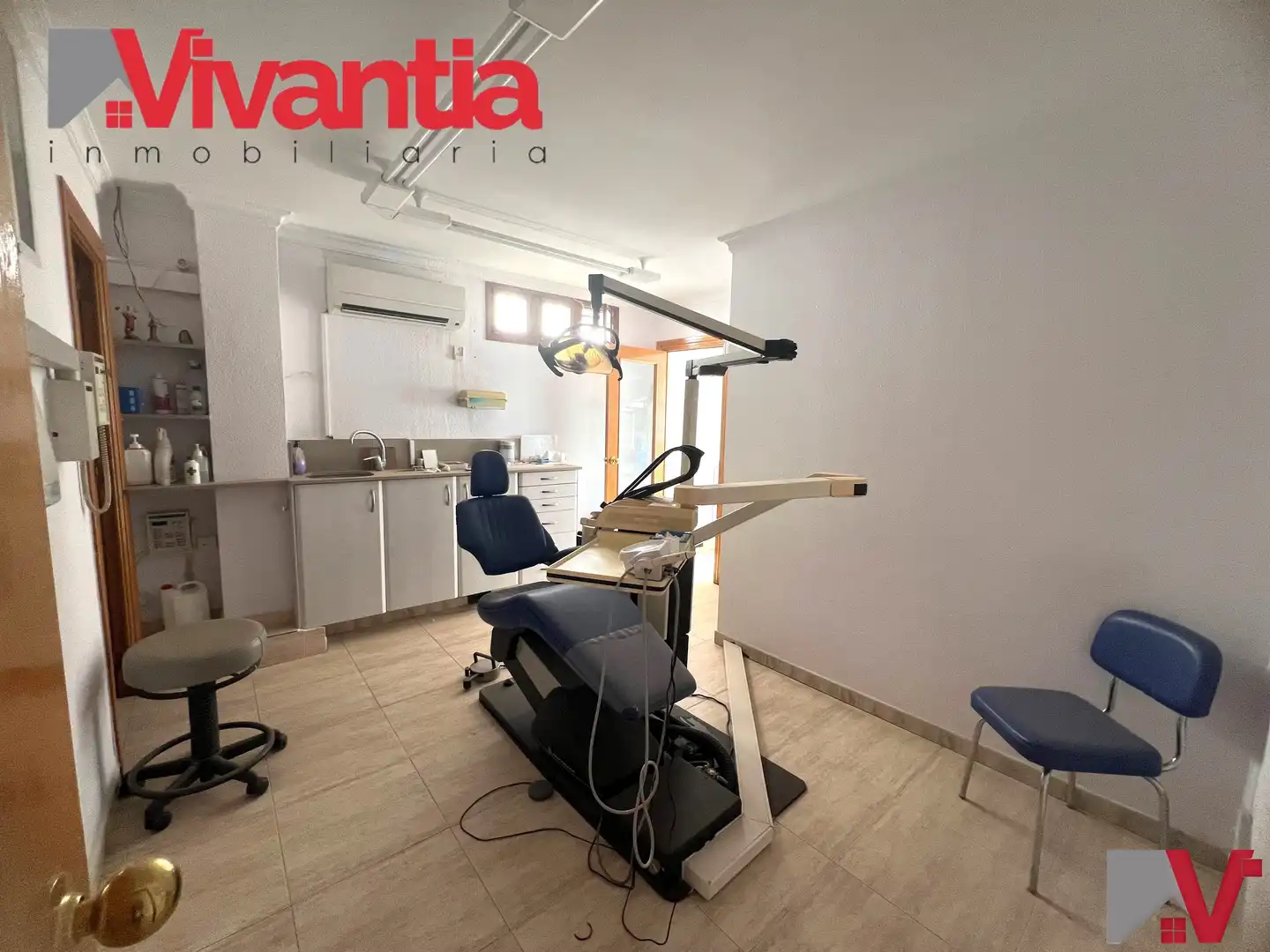 Büro zum Verkauf in Lorca mit Klimaanlage und Möbliert