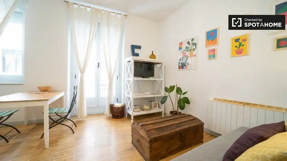 Flat with terrace to rent in Centro, imagen 3