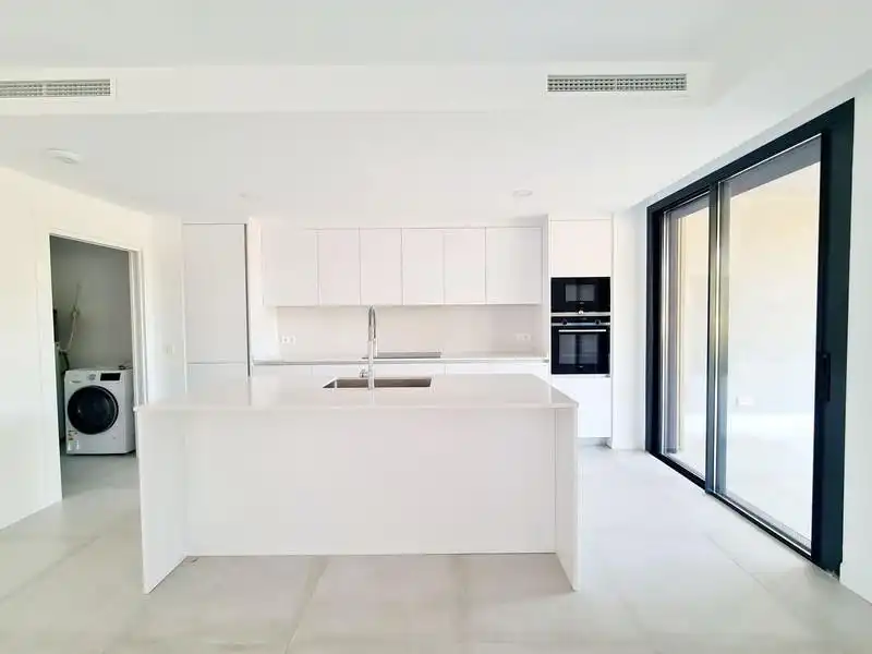 Reihenhaus mit Terrasse zur Miete in El Faro de Calaburra - Chaparral, imagen 4