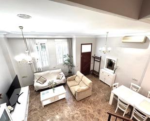 Sala d'estar de Casa adosada en venda en  Valencia Capital amb Aire condicionat, Calefacció i Jardí privat