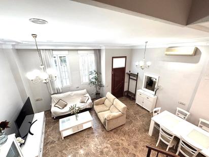 Living room of Single-family semi-detached for sale in  Valencia Capital  with Air Conditioner, Heating and Private garden