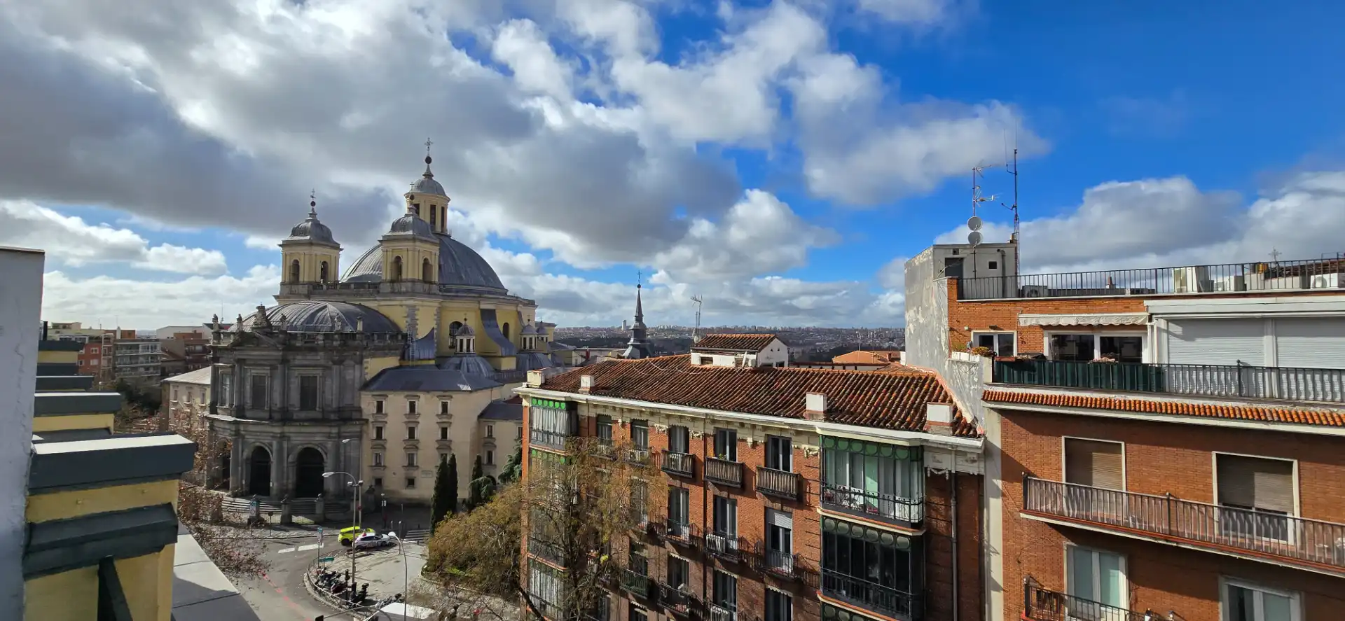 Vista exterior de Ático en venta en Madrid con Aire acondicionado, Calefacción y Parquet