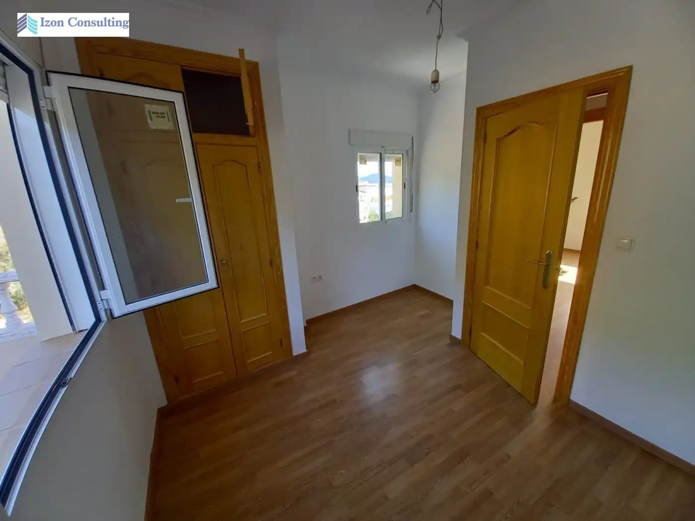 Habitación de Edificio en venta en Paterna del Madera