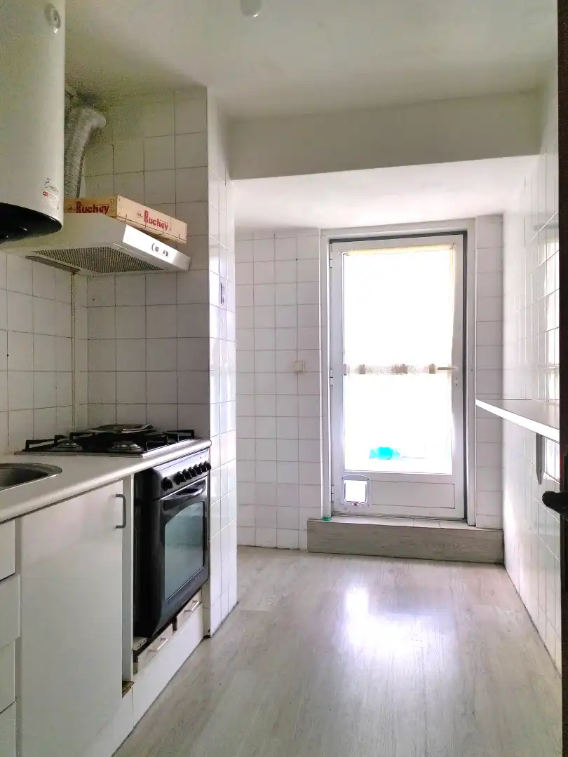 Cocina de Piso para compartir en A Coruña Capital  con Terraza, Amueblado y Horno