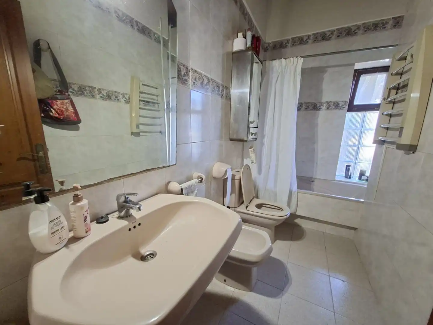 Bathroom of Houses for sale in L'Estartit  with Air Conditioner, Heating and Private garden
