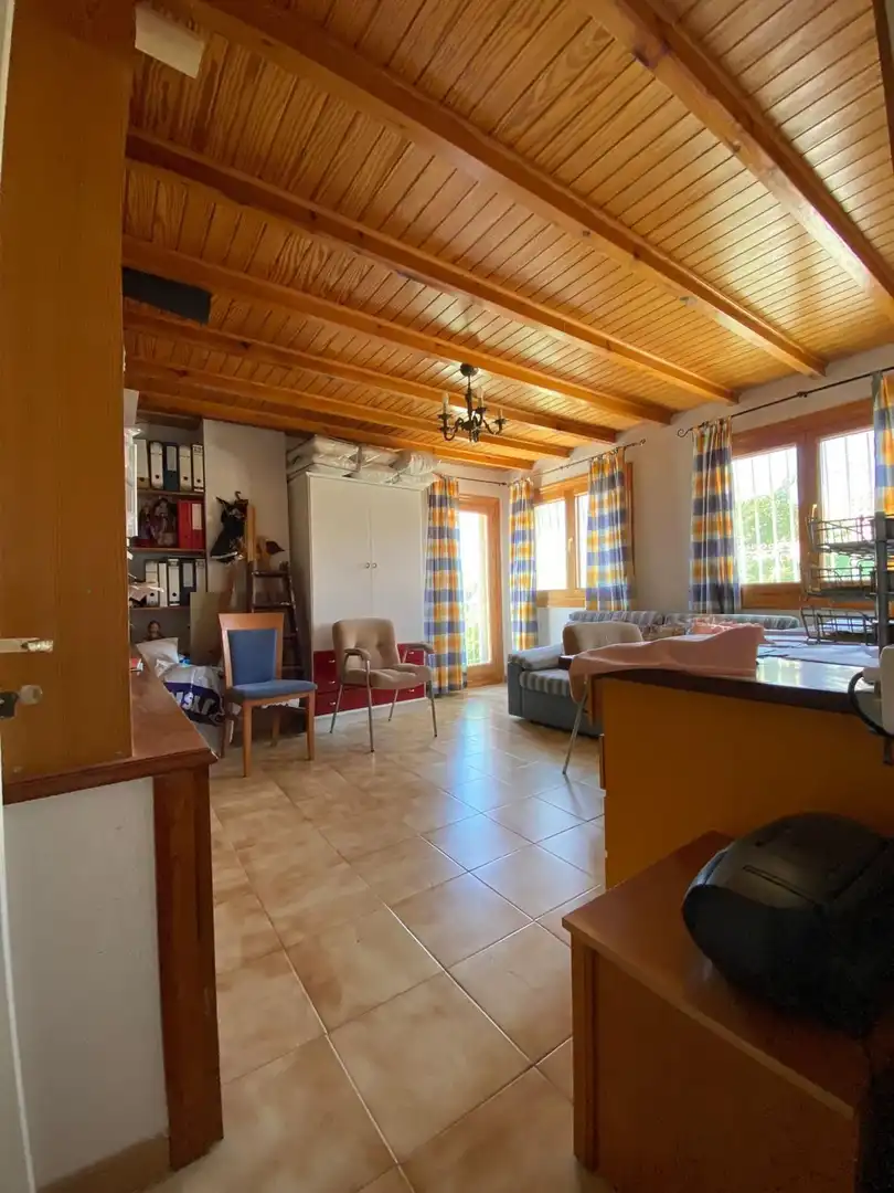 Sala de estar de Casa o chalet en venta en La Nucia con Aire acondicionado, Calefacción y Jardín privado