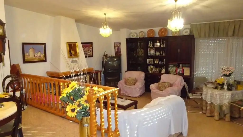 Sala de estar de Casa o chalet en venta en Monforte del Cid con Aire acondicionado y Terraza
