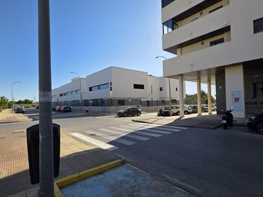 Business premises for transfer in Calle Carmen Valenzuela