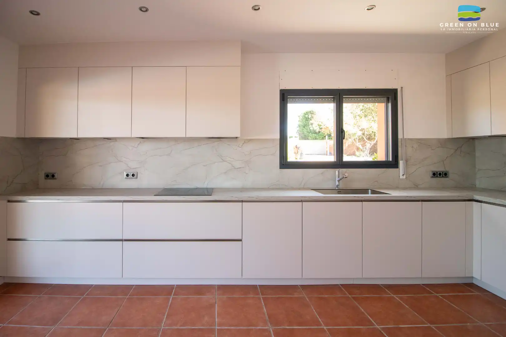 Cocina de Casa o chalet en venta en Peralada con Aire acondicionado, Calefacción y Jardín privado
