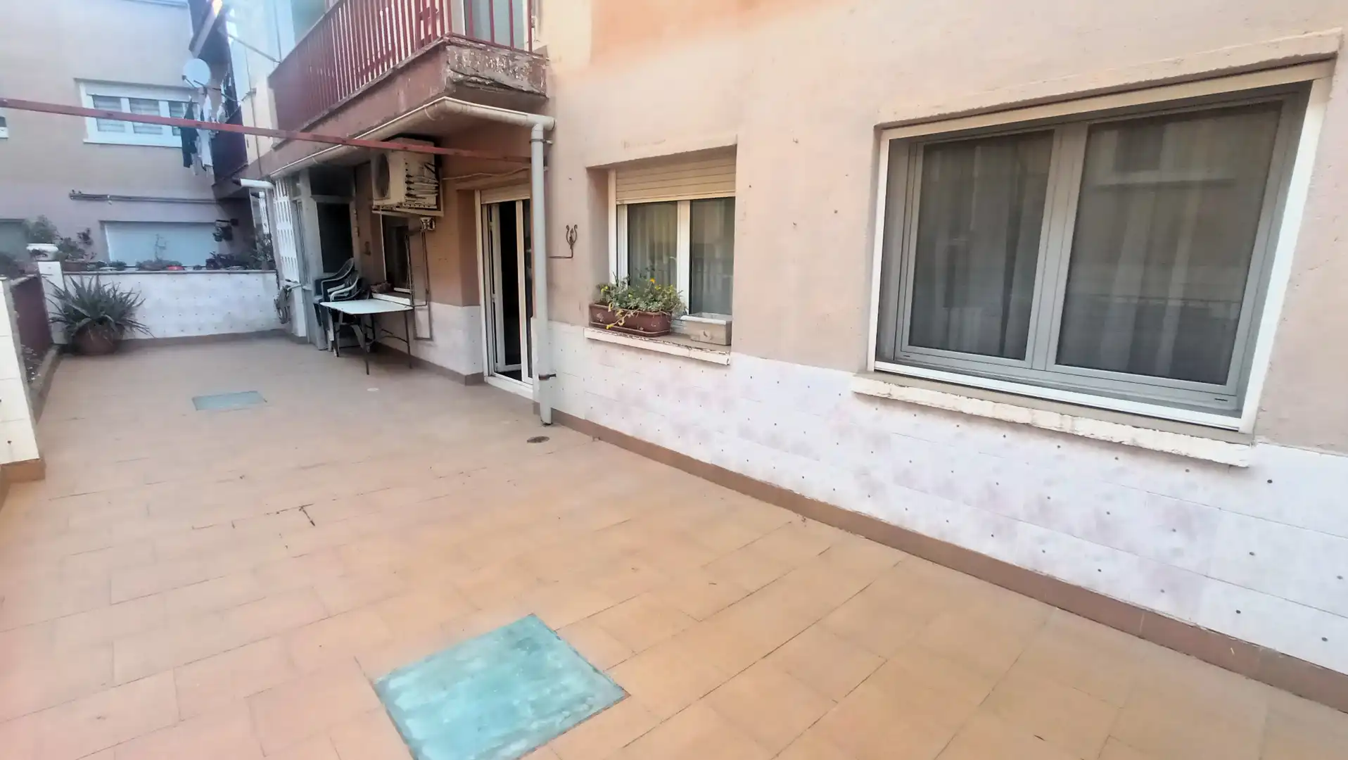 Vista exterior de Piso en venta en Vilanova del Camí con Aire acondicionado, Calefacción y Terraza