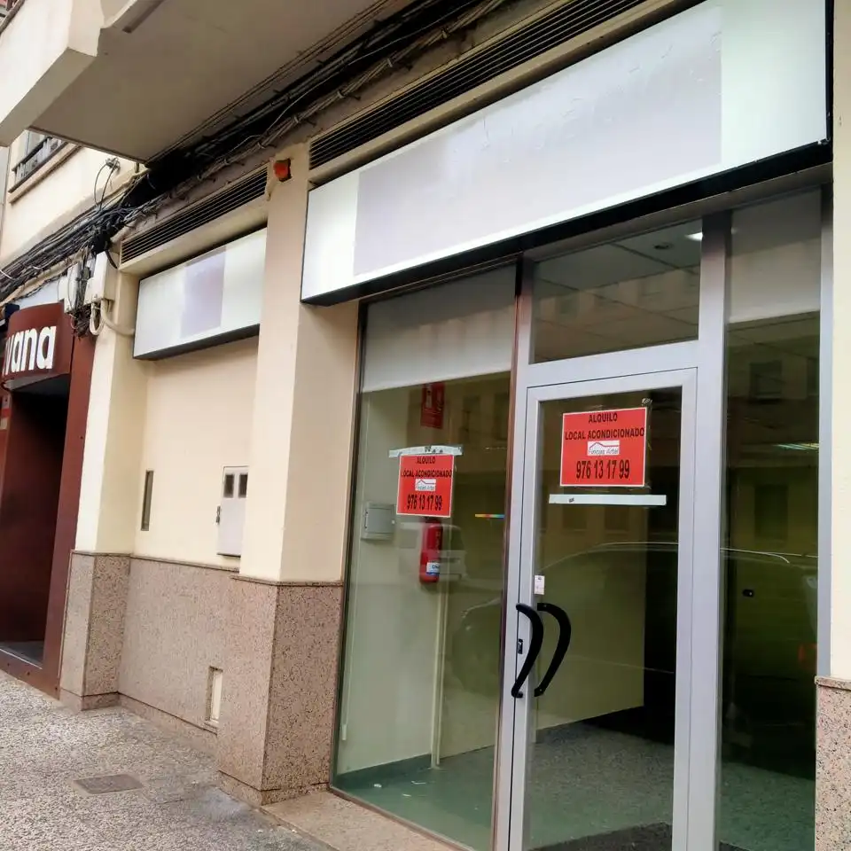 Local en venta en Calatayud con Aire acondicionado