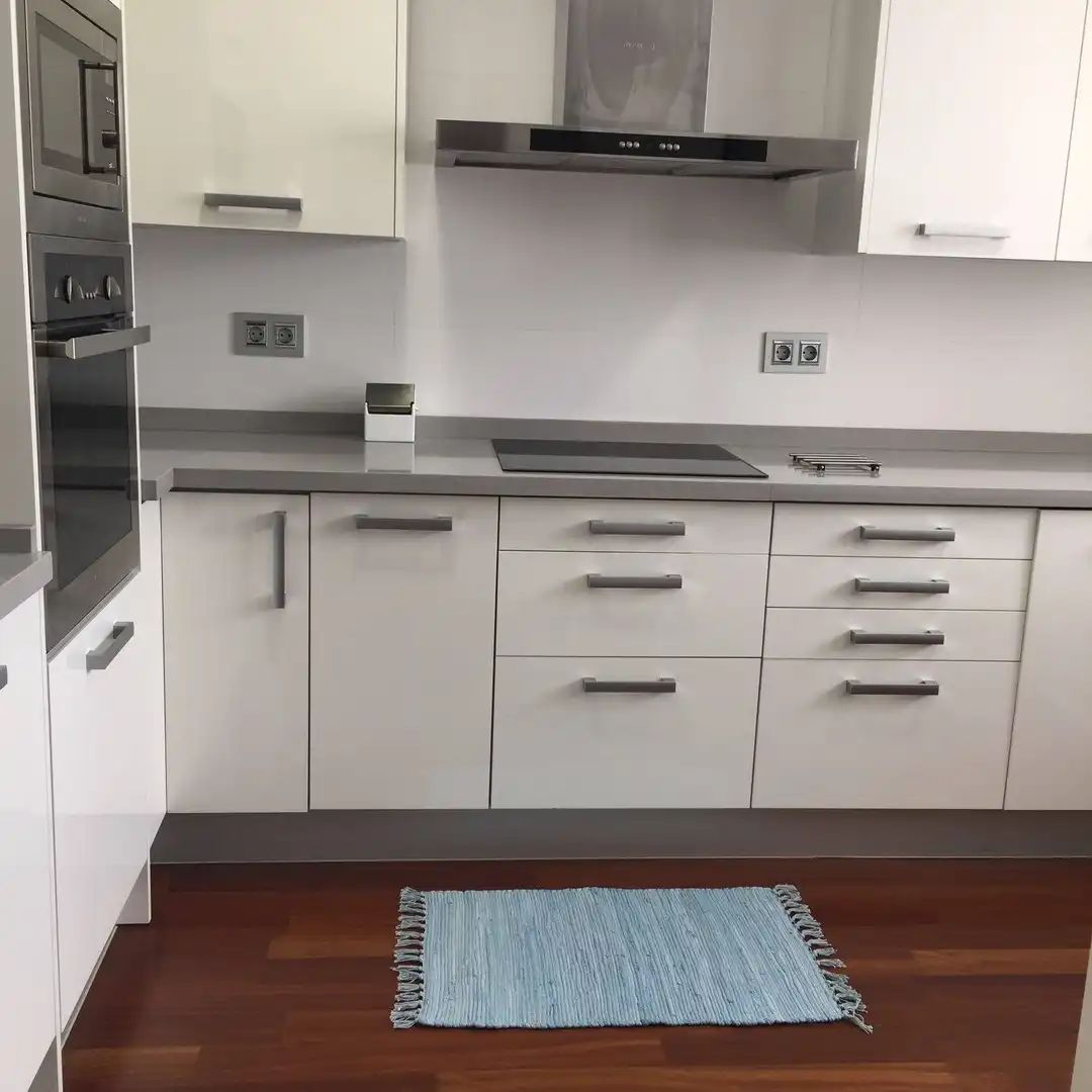 Cuina de Pis de lloguer en Cartagena amb Aire condicionat, Calefacció i Parquet