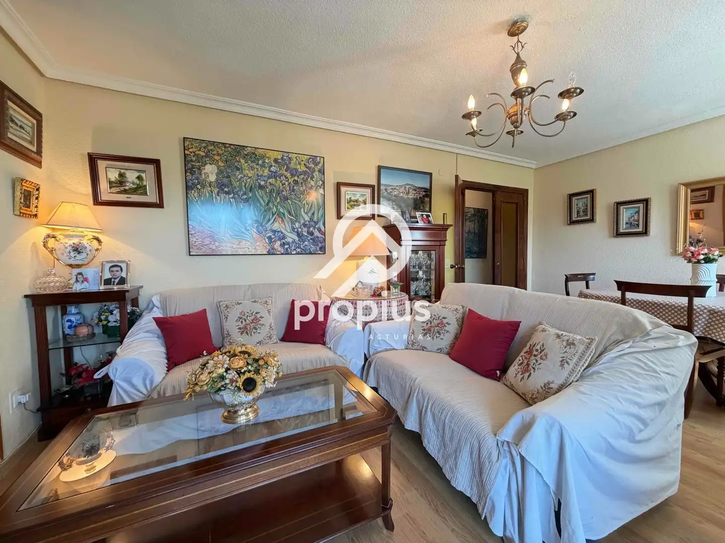 Sala de estar de Piso en venta en Hoyo de Manzanares con Calefacción, Parquet y Terraza