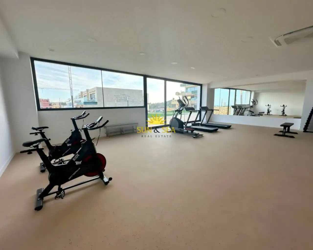 Planta baja de alquiler en Finestrat con Aire acondicionado, Calefacción y Terraza
