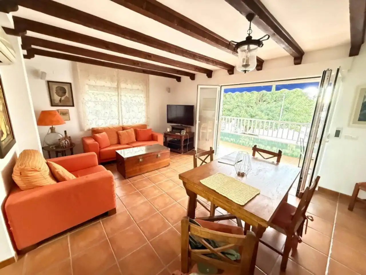 Wohnzimmer von Wohnungen zum Verkauf in Almuñécar mit Klimaanlage, Terrasse und Abstellraum
