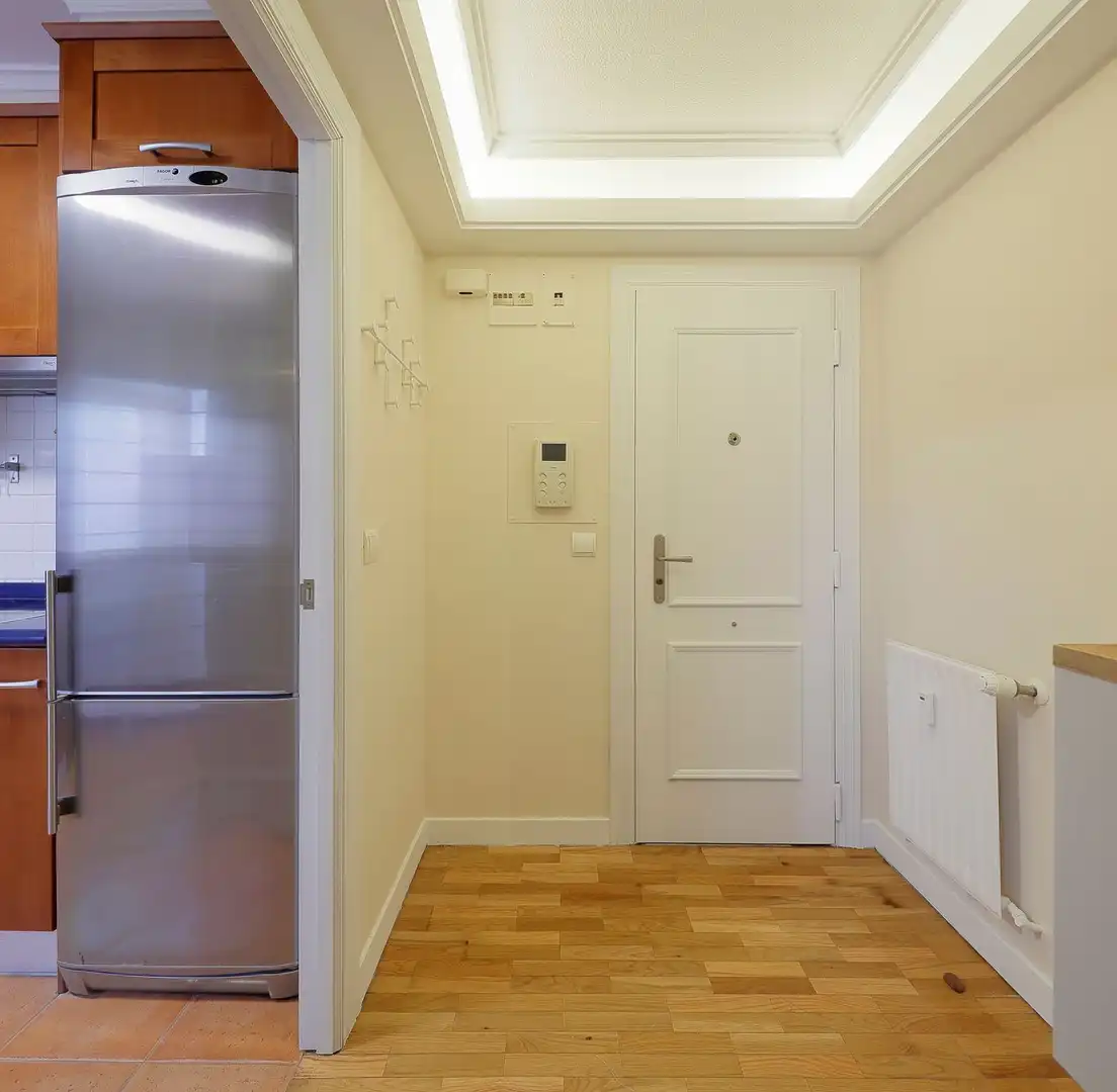 Piso de alquiler en Gijón  con Calefacción, Terraza y Trastero
