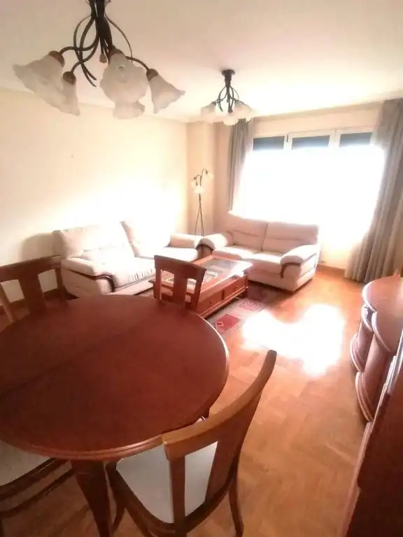Sala d'estar de Pis en venda en Gijón  amb Calefacció, Parquet i Terrassa