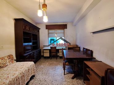 Casa amb balcó en venda a AVDA BIERZO