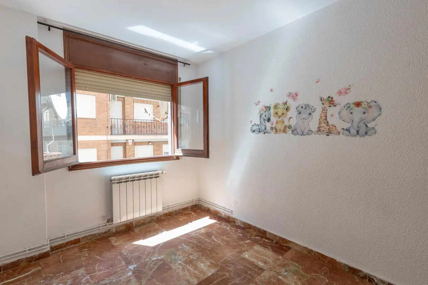 Habitación de Piso en venta en Granada con Calefacción y Terraza