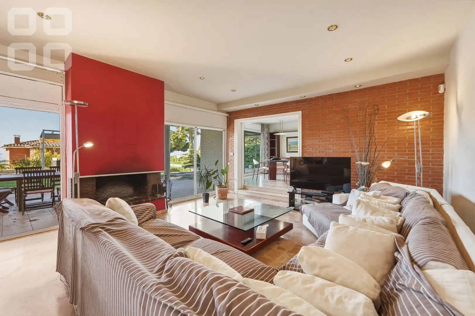 Sala de estar de Casa o chalet en venta en Caldes d'Estrac con Calefacción, Jardín privado y Terraza