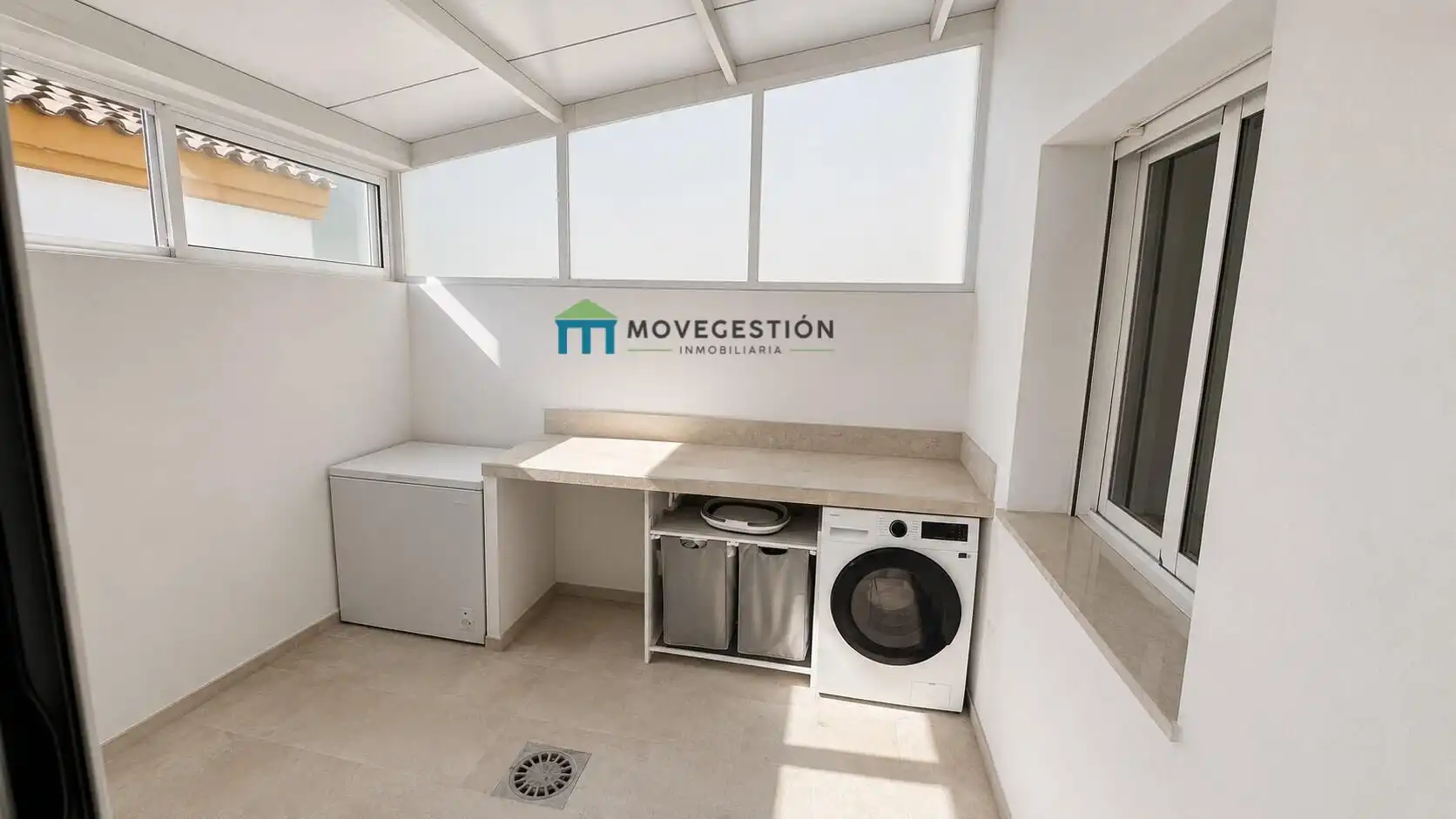 Kitchen of Detached homes for sale in Ubrique  with Terrace and Storage room