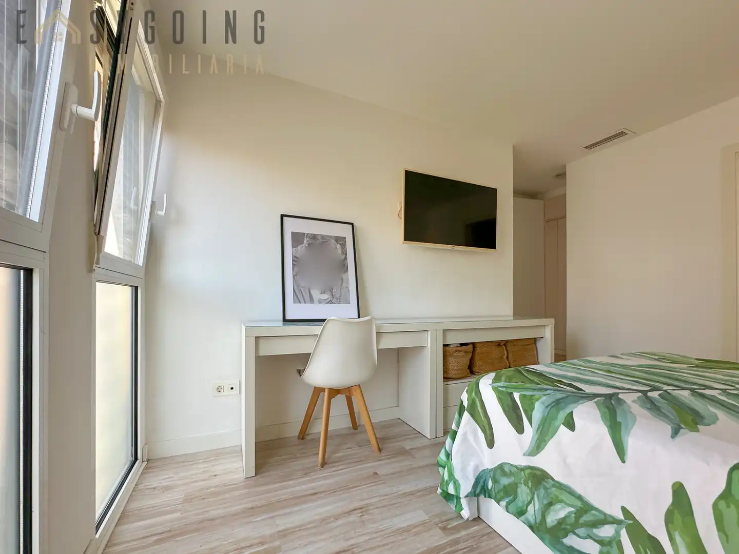 Habitación de Ático en venta en Elche / Elx con Aire acondicionado, Terraza y Amueblado