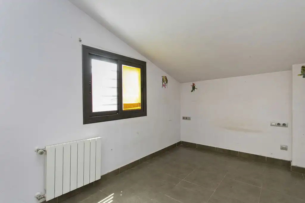 Habitación de Dúplex en venta en Rubí