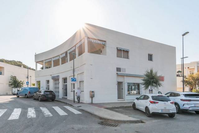 Local comercial en Alquiler en Av Mediterráneo  en La Móra