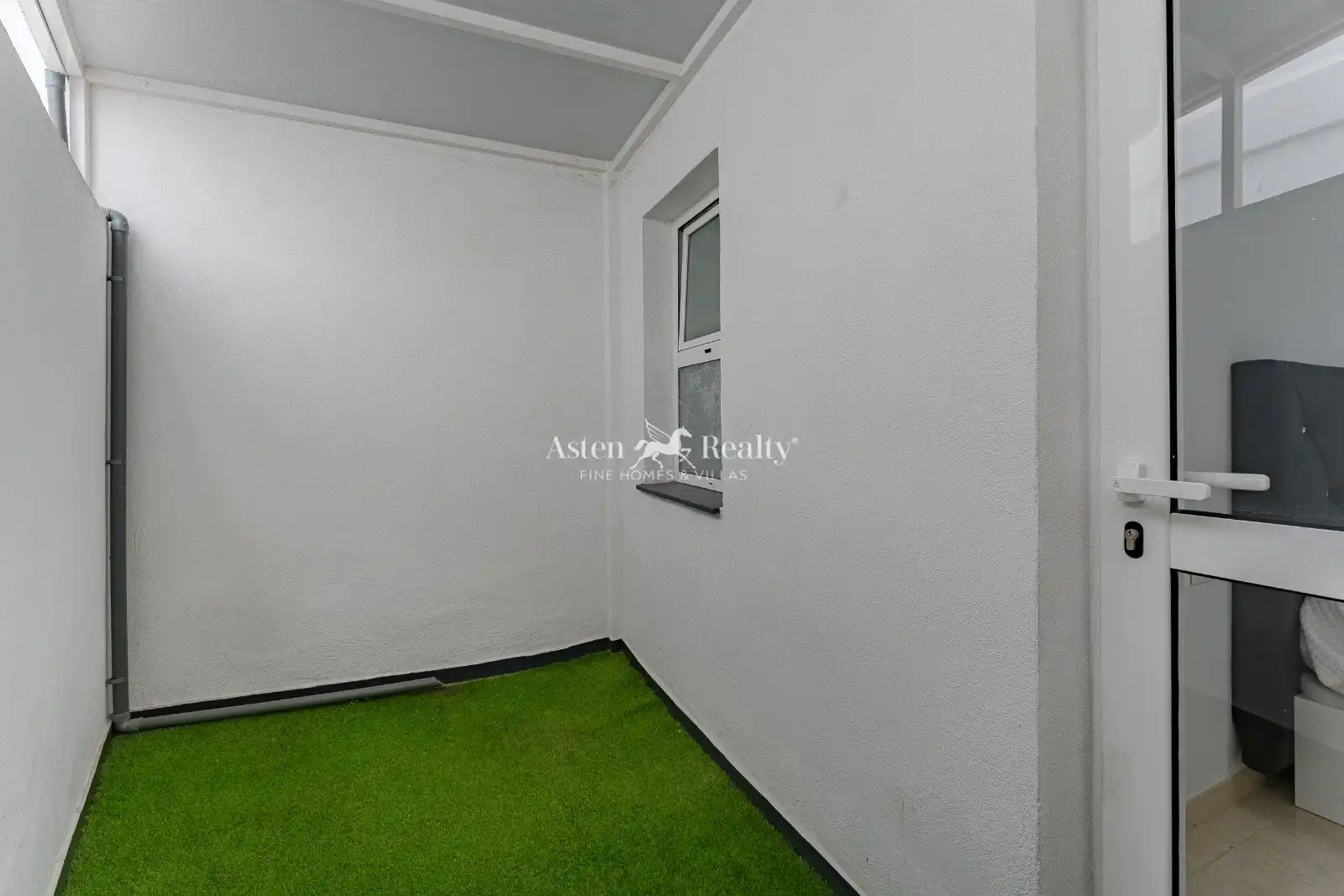 Piso en venta en Arona con Terraza, Trastero y Amueblado