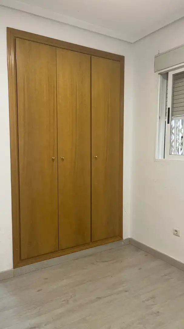 Dormitori de Pis en venda en Valencia amb Aire condicionat, Parquet i Terrassa
