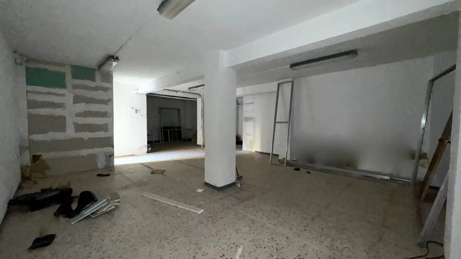 Business premises for sale in Calle Abilio Rodríguez Rosillo 2, imagen 8