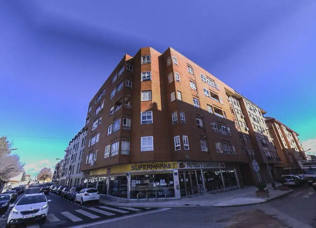 Aparcamiento en venta en Miguel De Cervantes