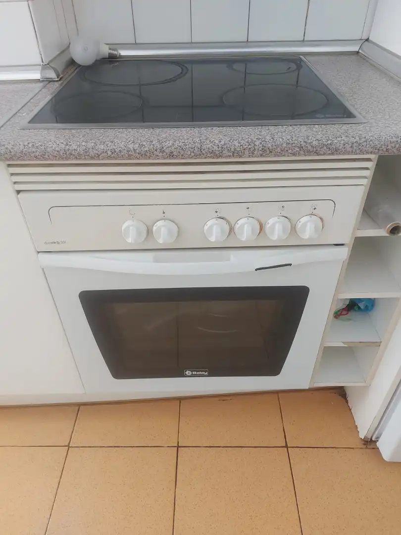 Küche von Wohnung zur Miete in Zaragoza mit Heizung, Möbliert und Ofen