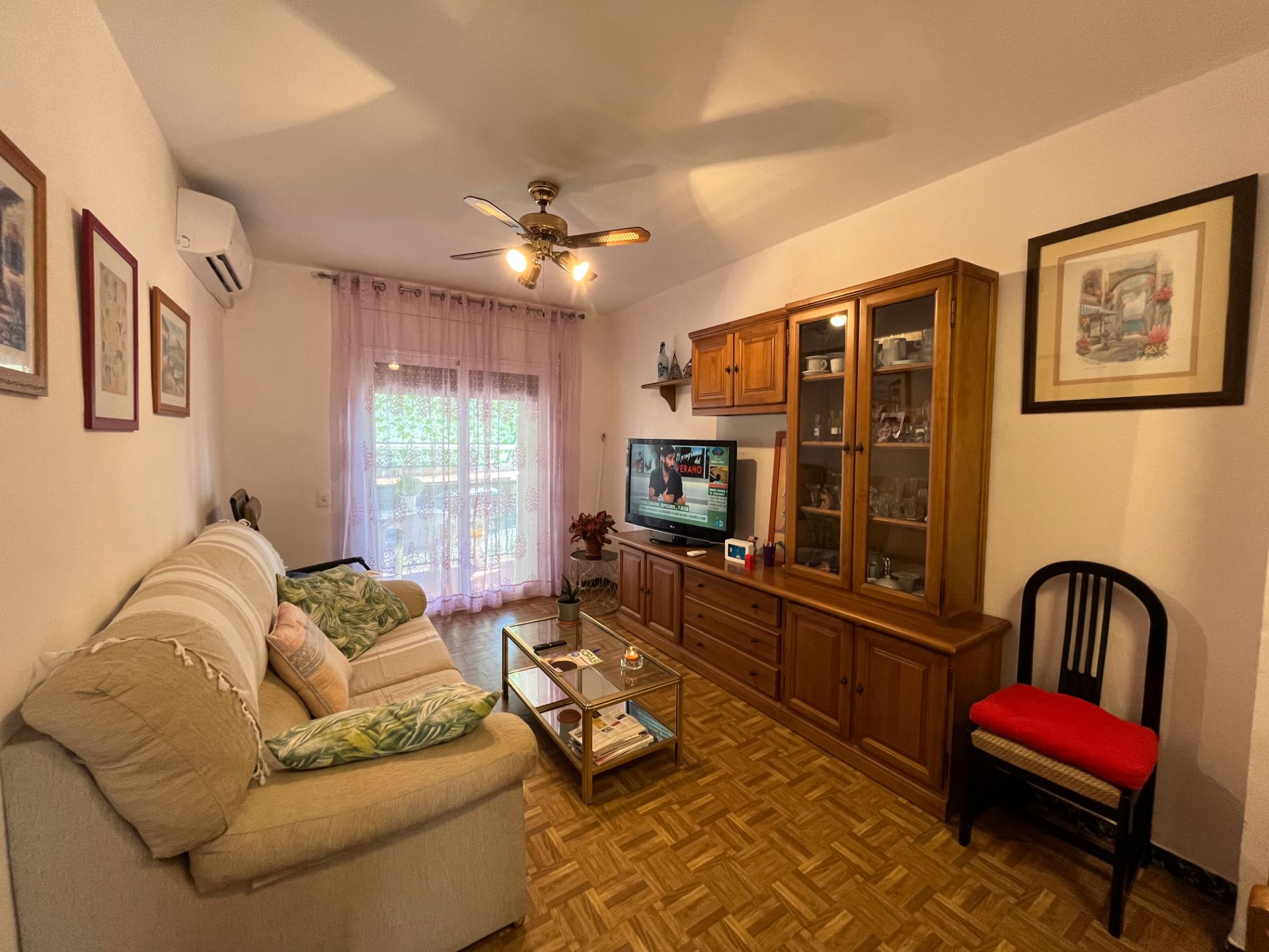 Living room of Flat to rent in El Vendrell  with Air Conditioner, Heating and Furnished