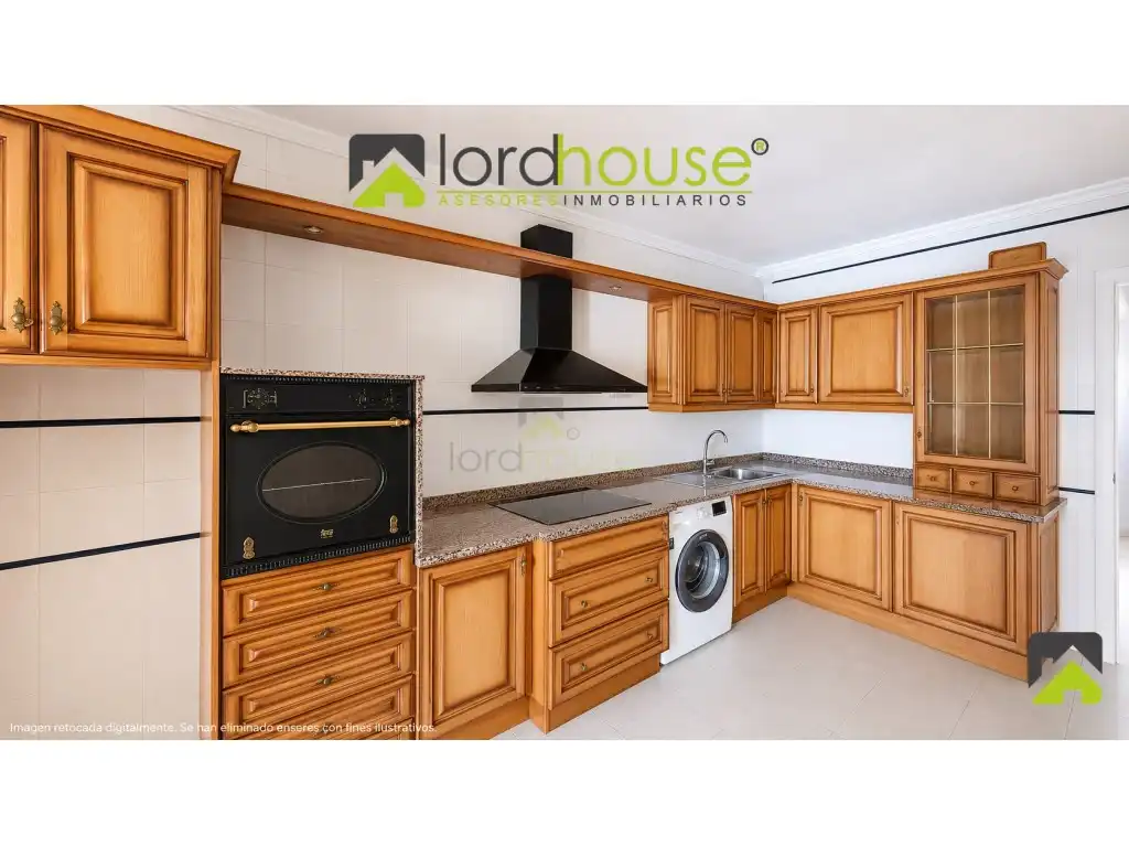 House for sale in Calle Perez Casas, imagen 8