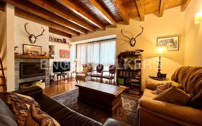 Living room of House or chalet for sale in Naut Aran  with Heating, Parquet flooring and Furnished