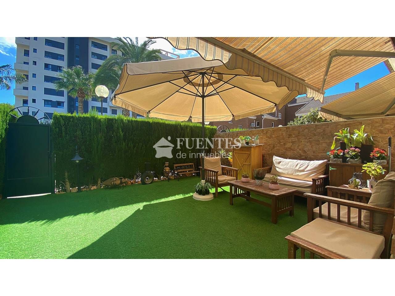 Jardín de Casa o chalet en venta en Alicante / Alacant con Aire acondicionado, Calefacción y Terraza