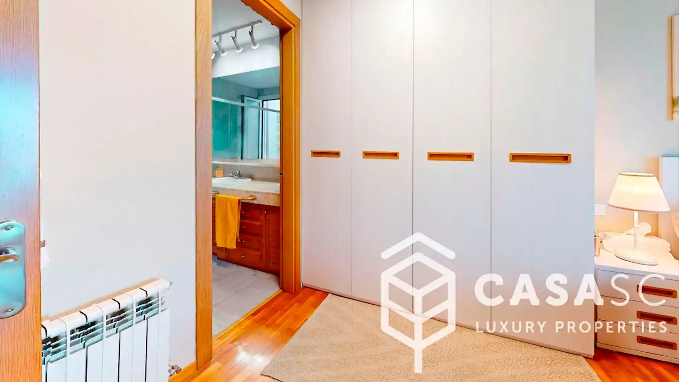 Exterior view of Attic for sale in Sant Cugat del Vallès  with Air Conditioner, Heating and Parquet flooring