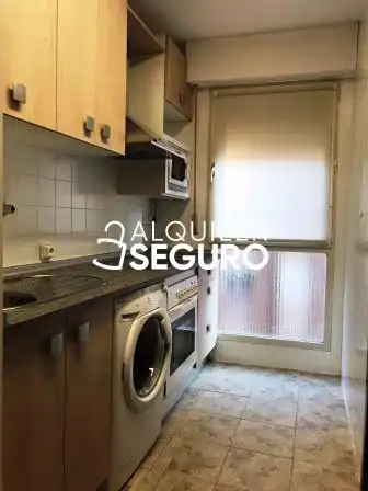 Cocina de Piso de alquiler en Vitoria - Gasteiz con Calefacción, Terraza y Trastero