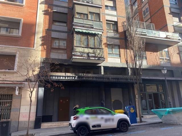 Local comercial en Venta en C/ Fernández de los Ríos en Gaztambide