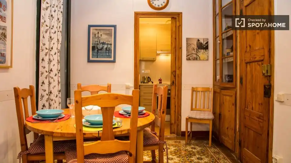 Piso de alquiler en El Raval