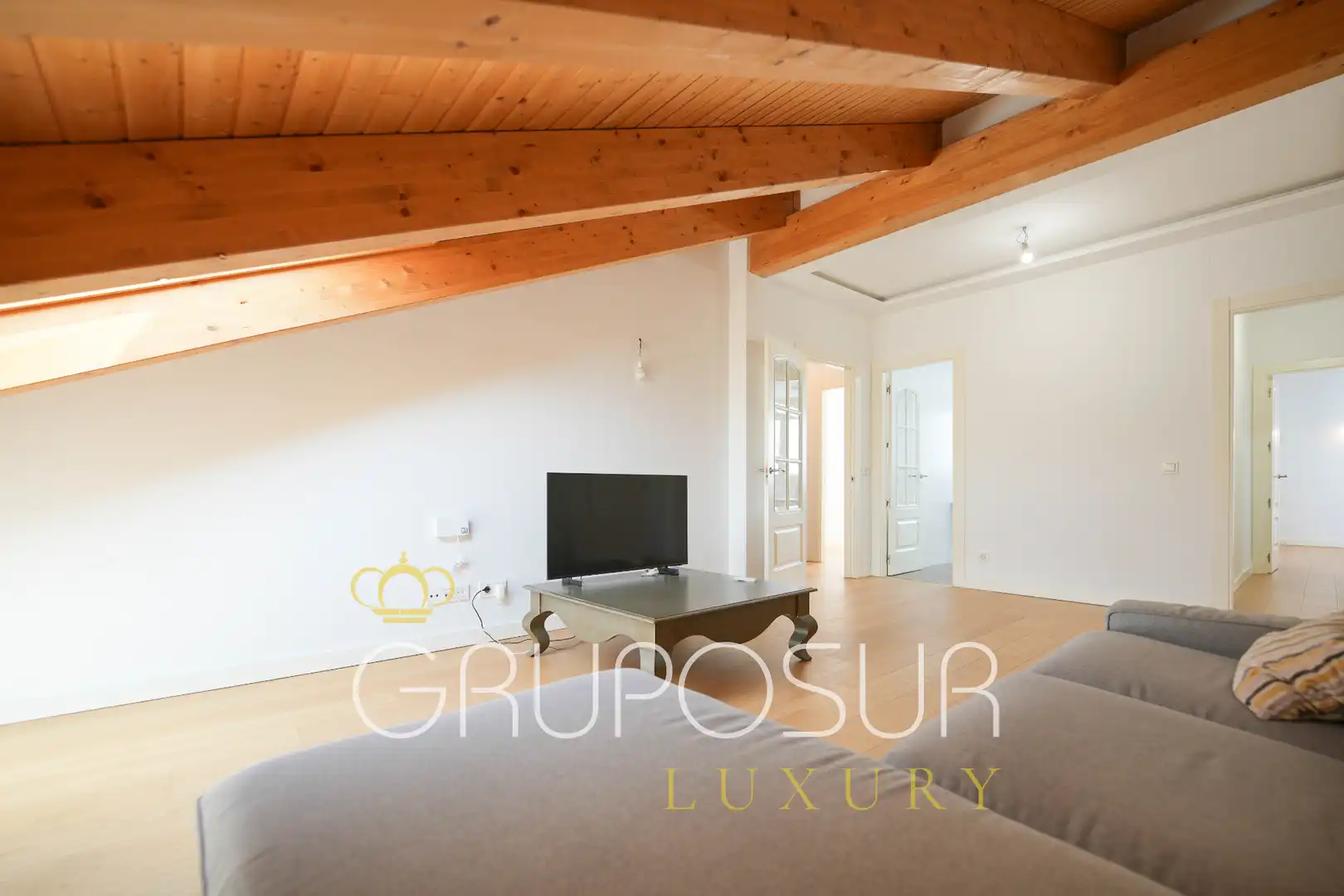 Wohnzimmer von Dachboden zum Verkauf in Valladolid mit Heizung, Parkett und Abstellraum