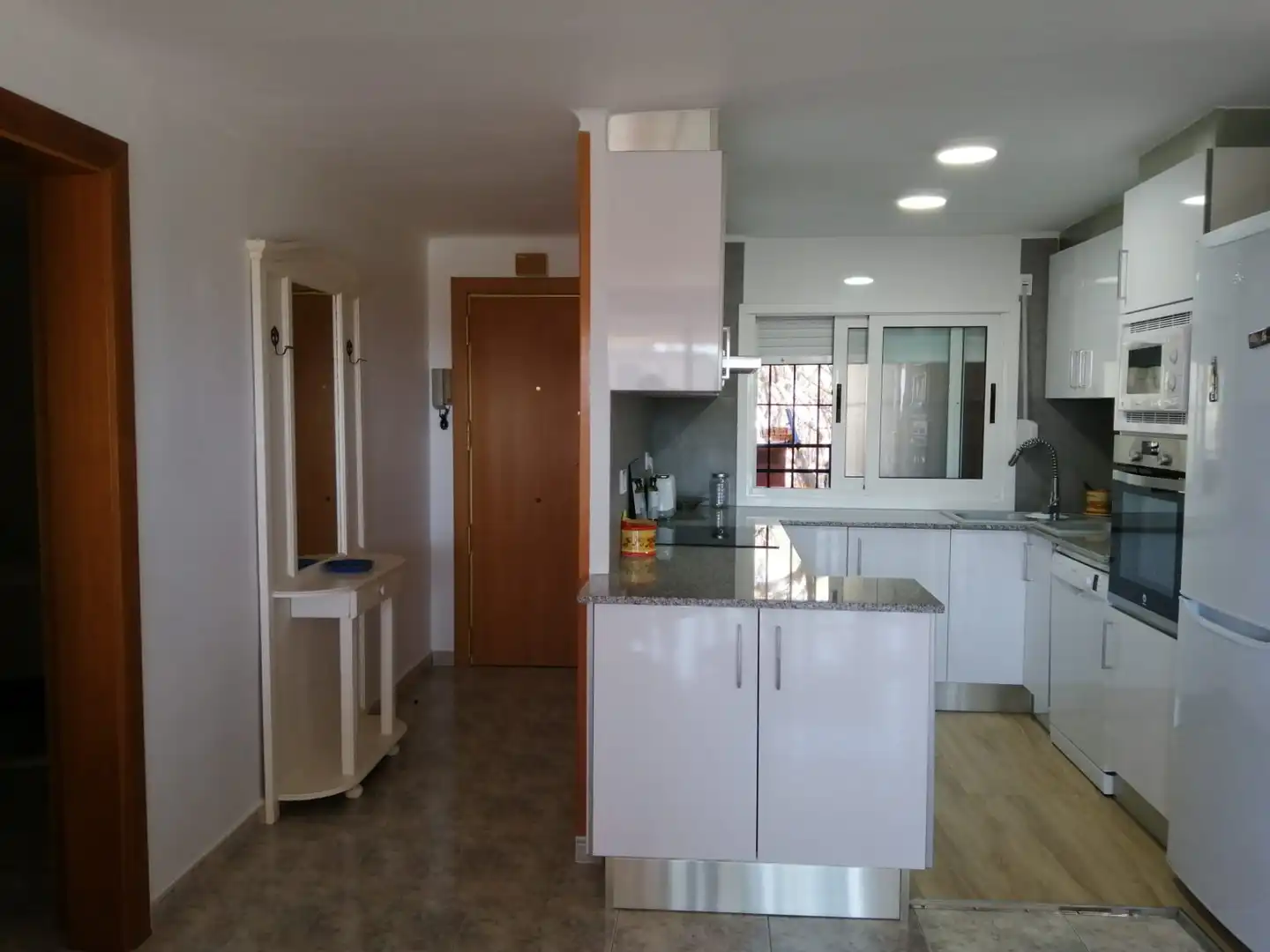 Cocina de Apartamento de alquiler en Calonge i Sant Antoni con Terraza, Amueblado y Horno