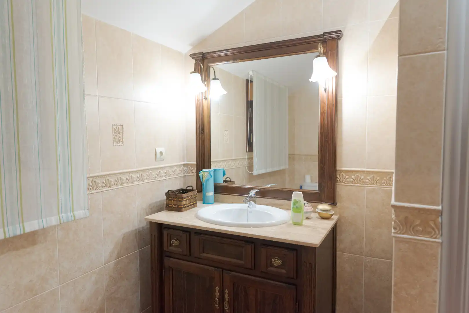 Baño de Casa o chalet en venta en Gerindote con Aire acondicionado, Calefacción y Jardín privado