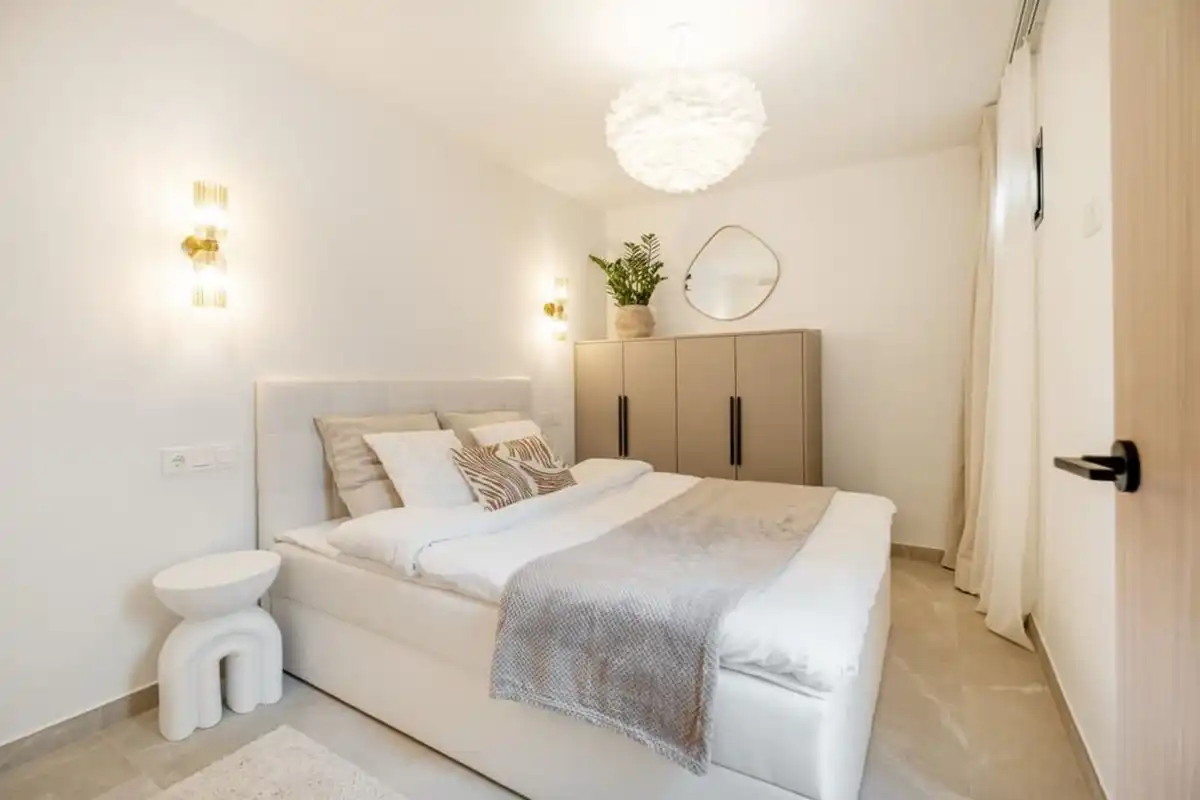 Adosado con piscina en venta en Nueva Andalucía, imagen 8