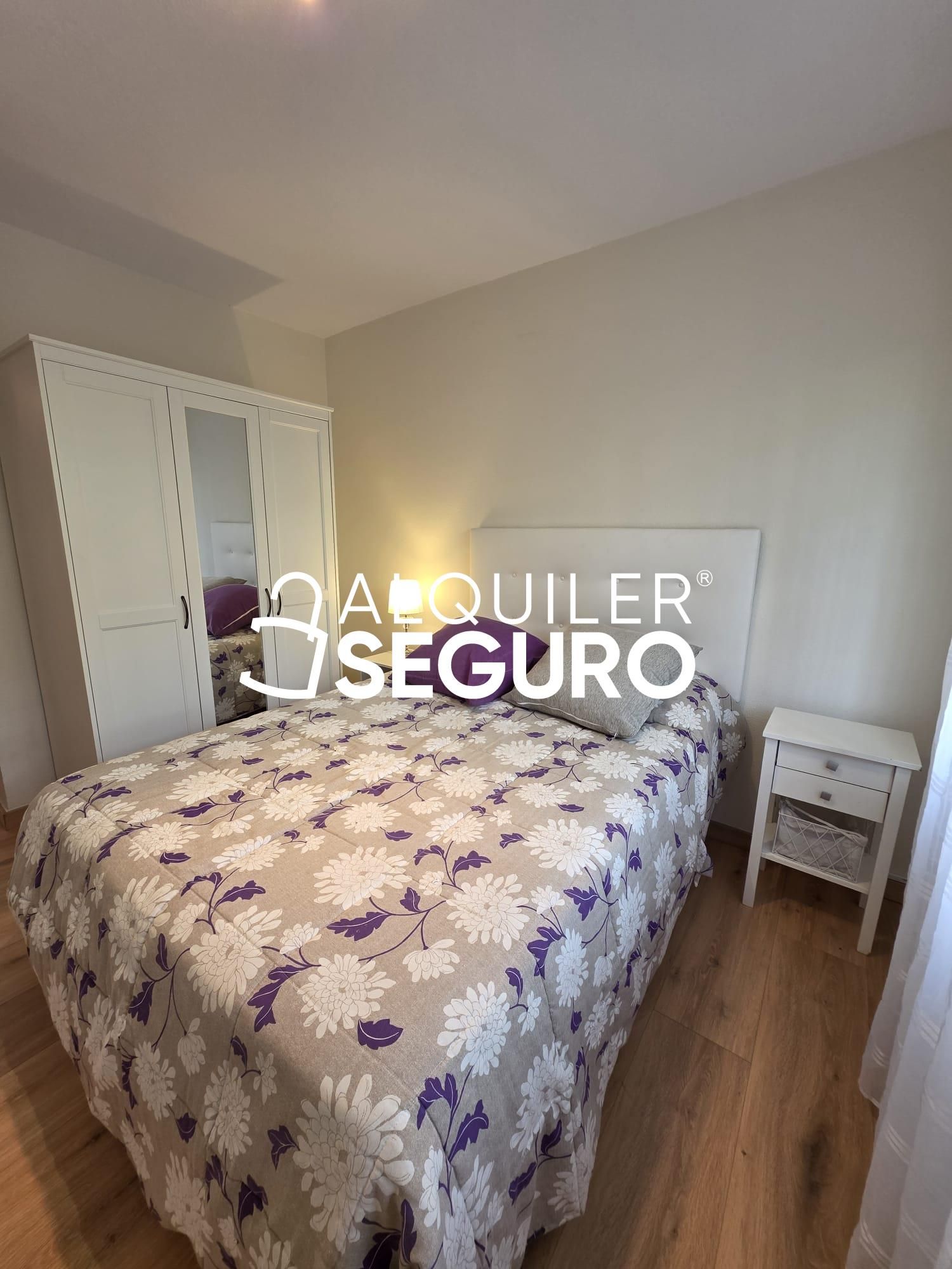 Habitación de Piso de alquiler en Sopuerta con Calefacción y Amueblado