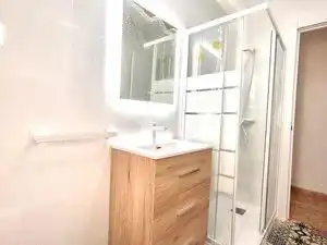 Baño de Planta baja de alquiler en Murcia con Aire acondicionado y Amueblado