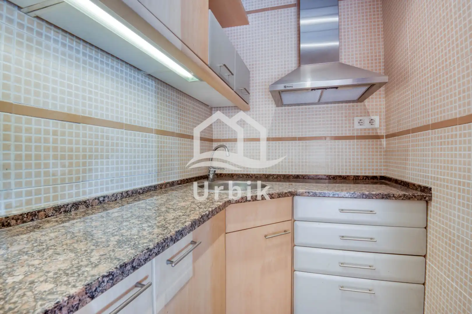 Local comercial en venta en Carrer de Lleida, imagen 9