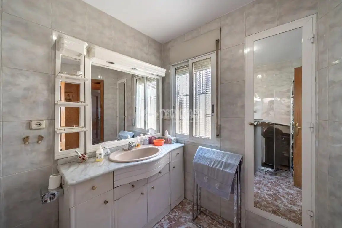 Baño de Piso en venta en Madrid con Aire acondicionado, Calefacción y Terraza