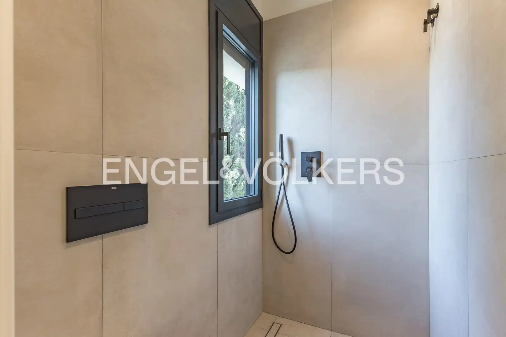 Baño de Casa o chalet en venta en Sant Cugat del Vallès con Calefacción, Jardín privado y Parquet